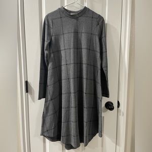 Reborn J // long sleeve grey check dress